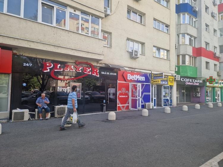 Oltenitei- Sun Plazza Mall, 82  mp,- chirie 1400 euro/ luna - 2