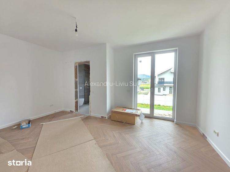 Casa individuala cu 5 camere, teren 600mp, Cristian