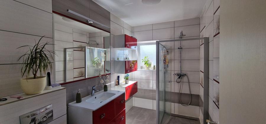 Apartament cu 2 camere decomandat, mobilat în Exterior Sud