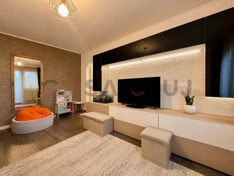 Apartament cu 3 camere semidecomandat, mobilat în Mănăștur