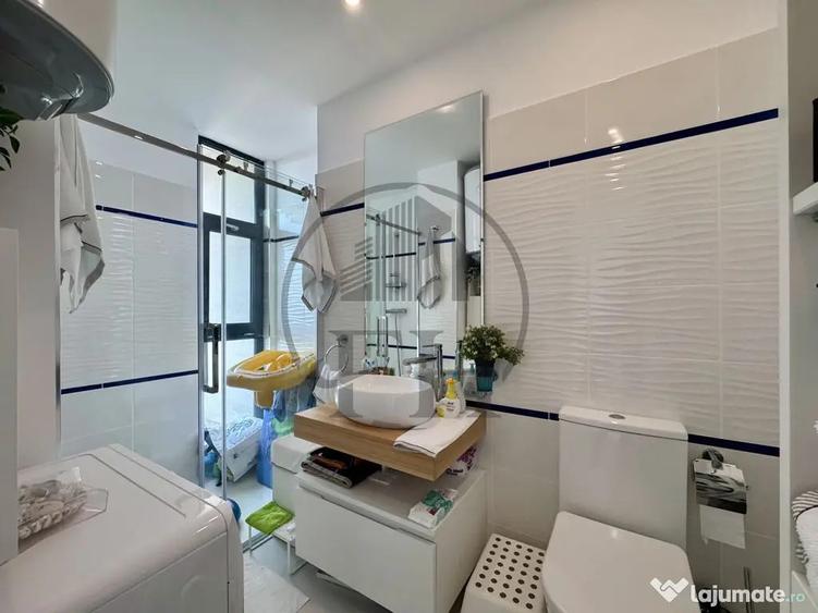 Apartament cu 2 camere semidecomandat, mobilat în Central