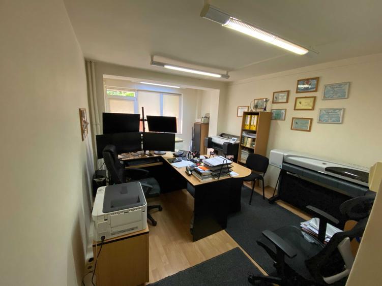Apartament cu 3 camere decomandat în Ultracentral