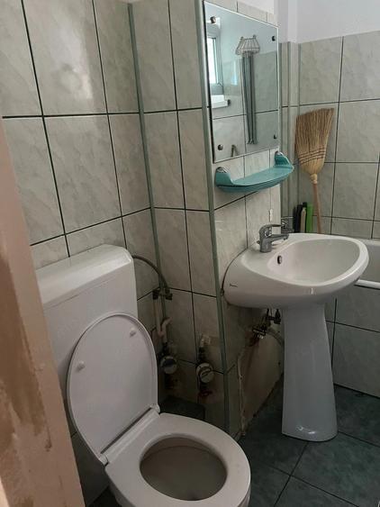 Garsonieră semidecomandată în Central
