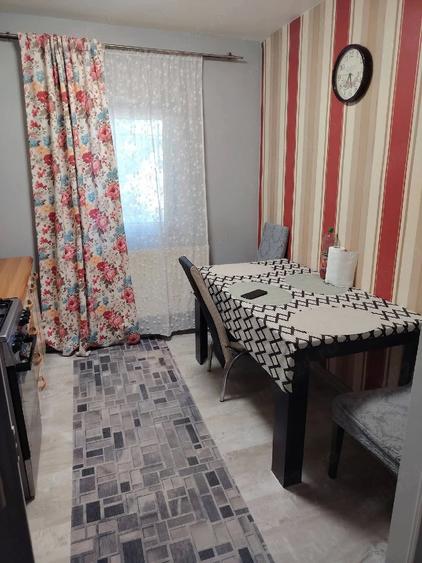 Apartament cu 2 camere decomandat în Ștefănești