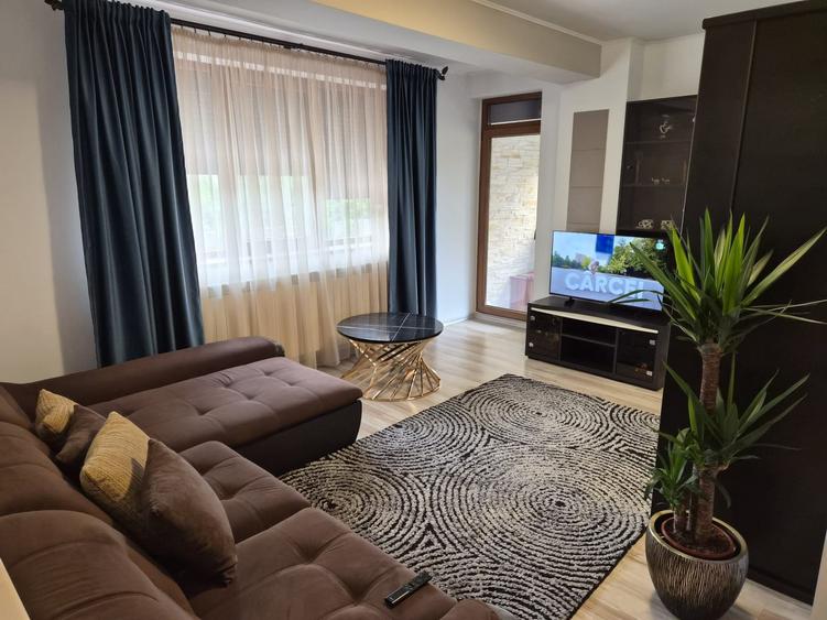 Apartament cu 2 camere decomandat, mobilat în Energia