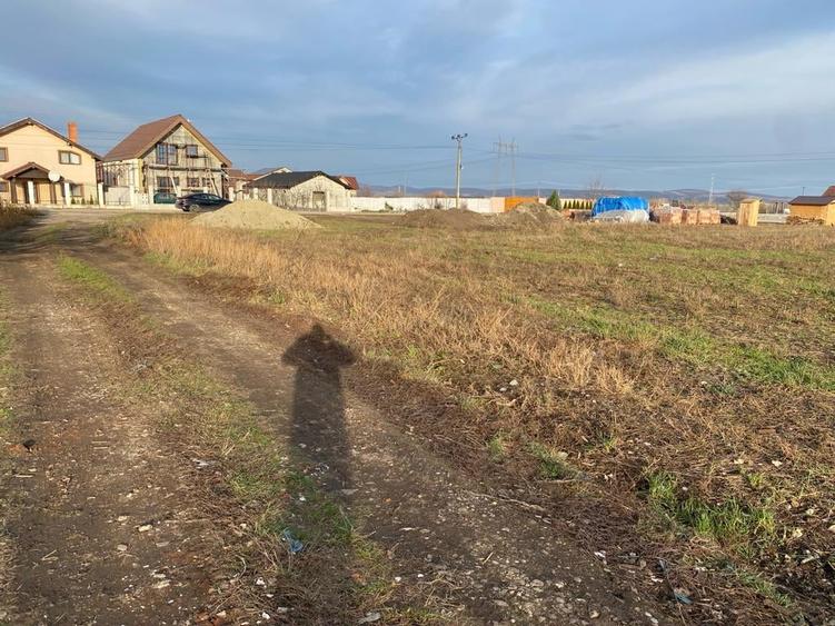 Teren Construcții intravilan de 502 mp, în Hălchiu