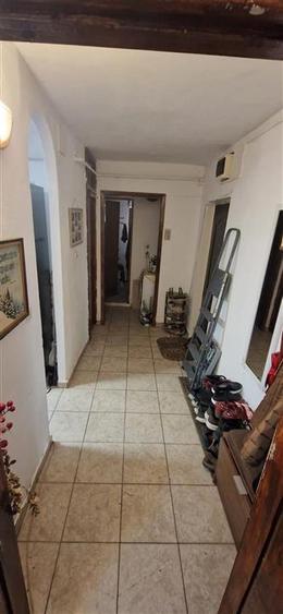 Apartament cu 2 camere decomandat în Soarelui