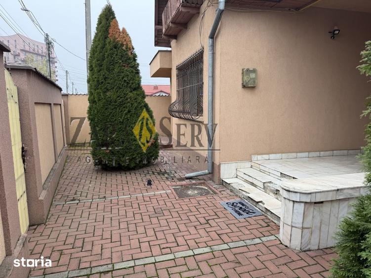 Casă cu 5 camere cu Canalizare în Lupeni