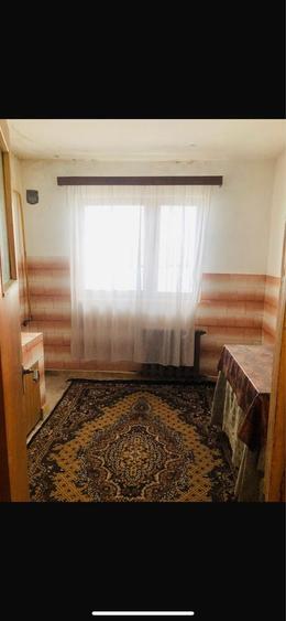 Apartament cu 3 camere nedecomandat în Central
