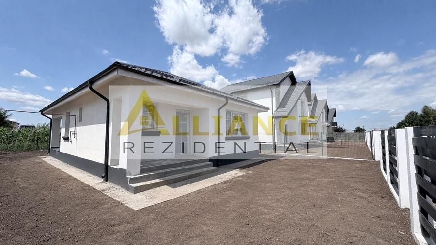 Casă individuală cu 3 camere cu Canalizare în Berceni