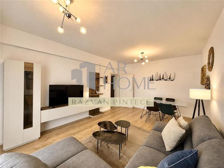 Apartament cu 2 camere decomandat, mobilat în Albert