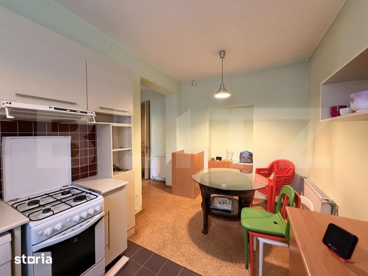 Casă cu 4 camere cu Teren 100 Mp în Siloz