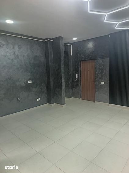Spațiu comercial, de 42 mp, în Chiajna