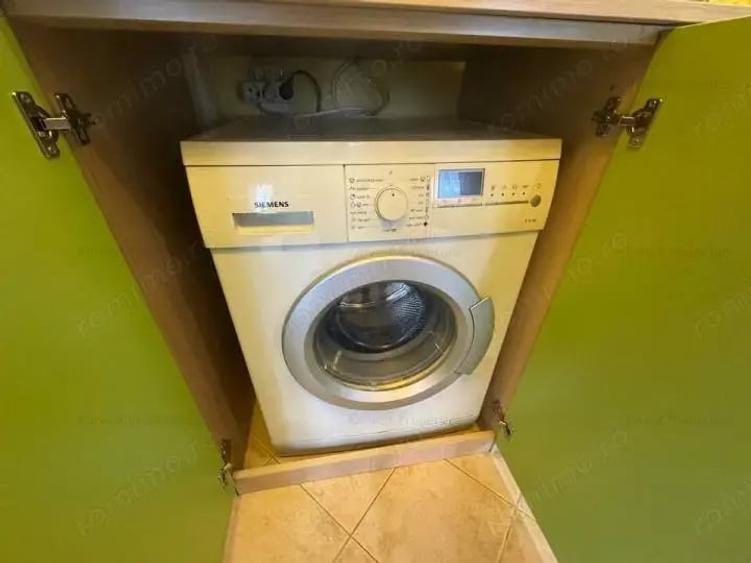 Apartament cu 3 camere decomandat în Decebal