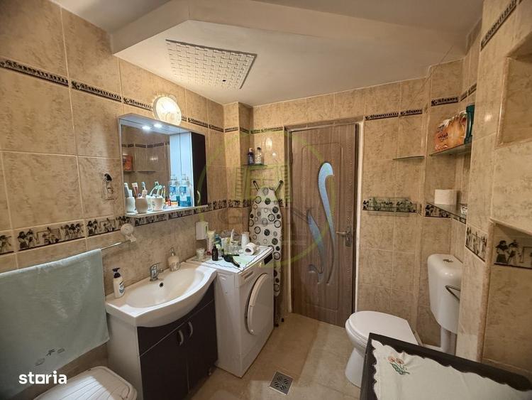 Apartament cu 2 camere semidecomandat, mobilat în Valea Rosie