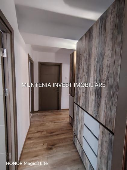 Apartament cu 3 camere decomandat în Teilor