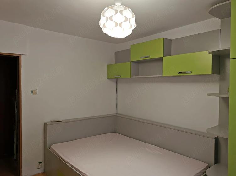 Apartament cu 3 camere decomandat în Faleză