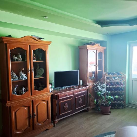 Apartament cu 3 camere decomandat, mobilat în Ultracentral