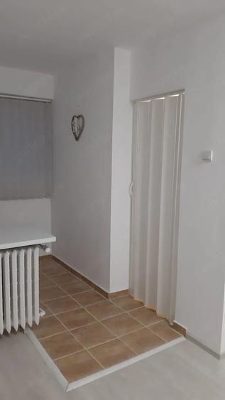 Garsonieră semidecomandată în Titan