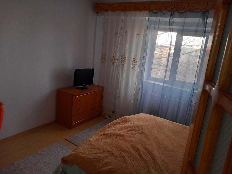 Apartament cu 2 camere decomandat în Exterior Vest