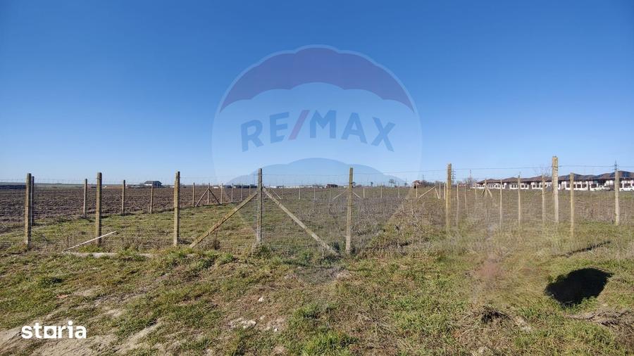 Teren de 2500 mp, în Agigea