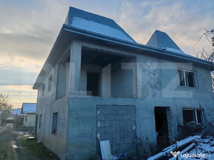 Casă cu 4 camere cu Teren 604 Mp în Burdujeni