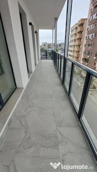 Apartament cu 2 camere decomandat în Tomis Plus