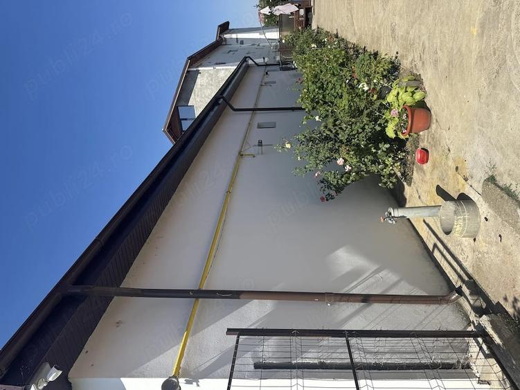 Casă cu 4 camere cu Teren 780 Mp în Exterior Vest