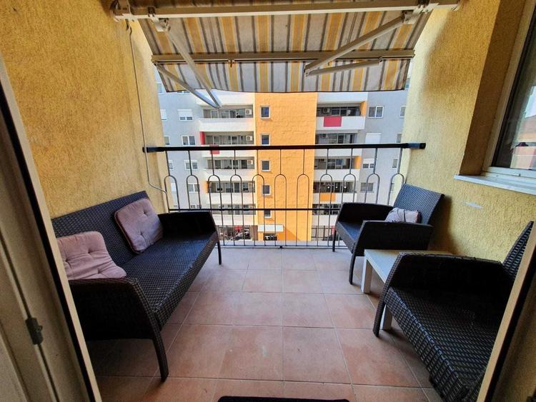 Apartament cu 3 camere decomandat în Iosia