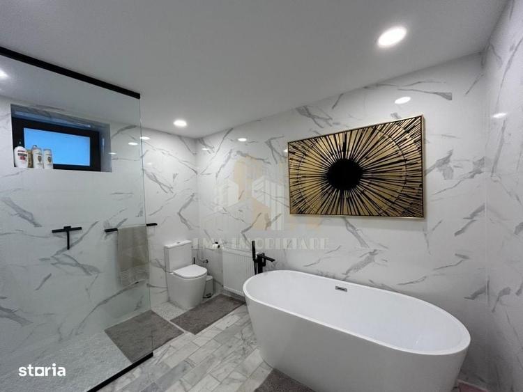 Casă cu 4 camere decomandat în Hărman
