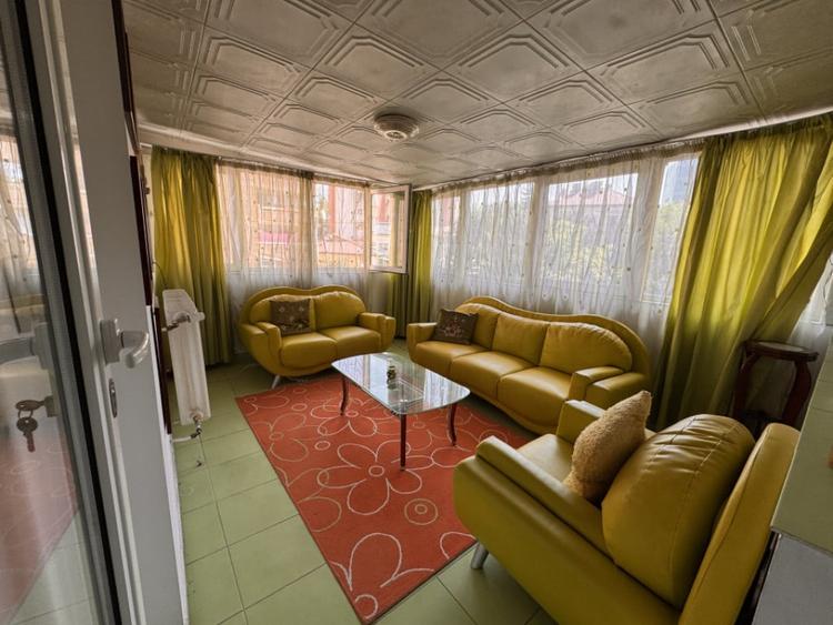 Apartament, 3 camere decomandat, 74 mp, zona Ramada - 6
