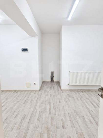 Apartament cu 3 camere decomandat în Independenței