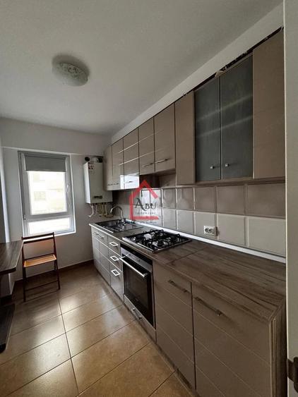 Apartament cu 2 camere decomandat în Filiași