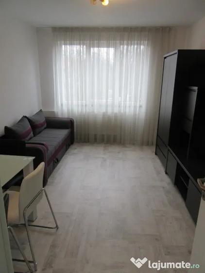 Apartament cu 3 camere decomandat în Nord