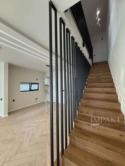 Duplex cu 4 camere cu Canalizare în Chinteni