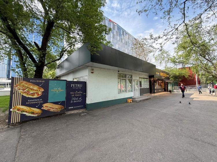 Spațiu comercial, de 73.940002441406 mp, în Pipera