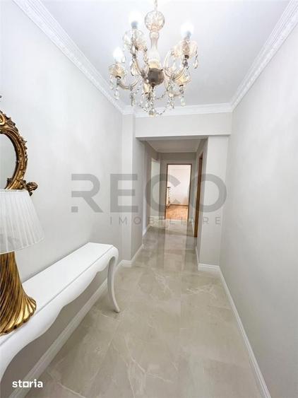 Apartament cu 4 camere decomandat în Nufărul