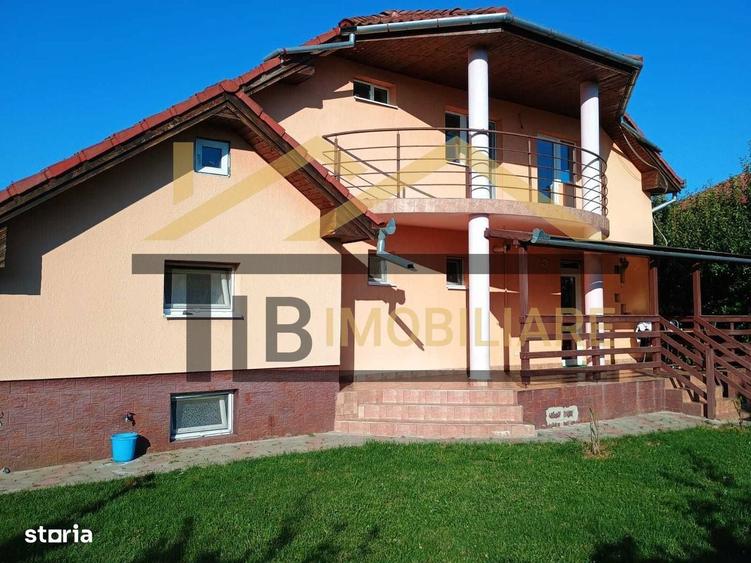 Casă cu 4 camere cu Teren 620 Mp în Sântana de Mureș