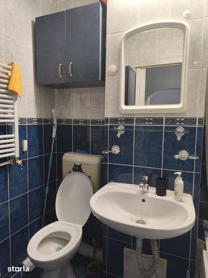 Garsonieră în Titan