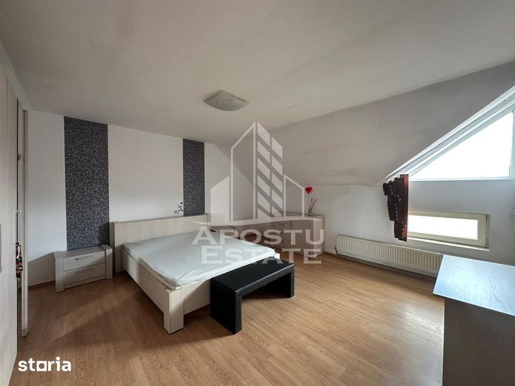 Casă cu 4 camere cu Teren 200 Mp în Central