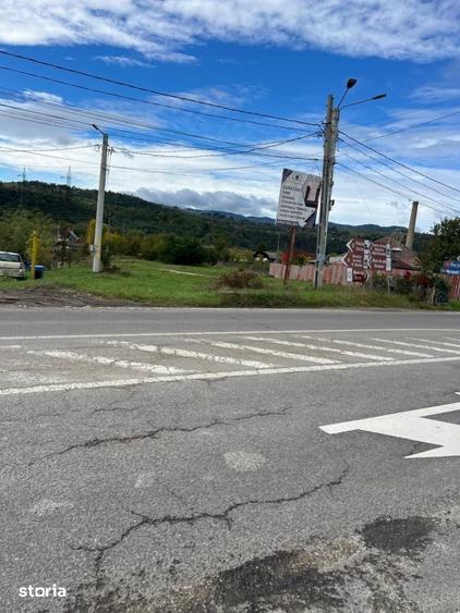 Teren de 1680 mp, în Coman