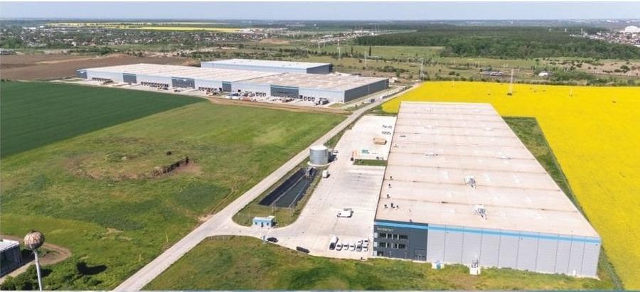 Spațiu industrial, de 2,000 mp, în Central