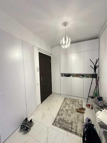 Apartament cu 2 camere decomandat, mobilat în Păcii