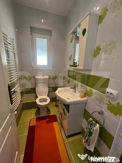 Casă cu 5 camere cu Teren 4400 Mp în Central