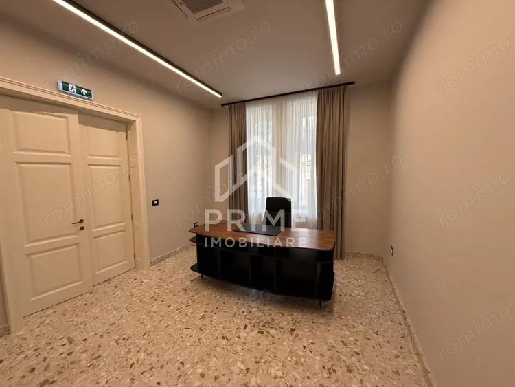 Spațiu comercial, de 650 mp, în Ultracentral