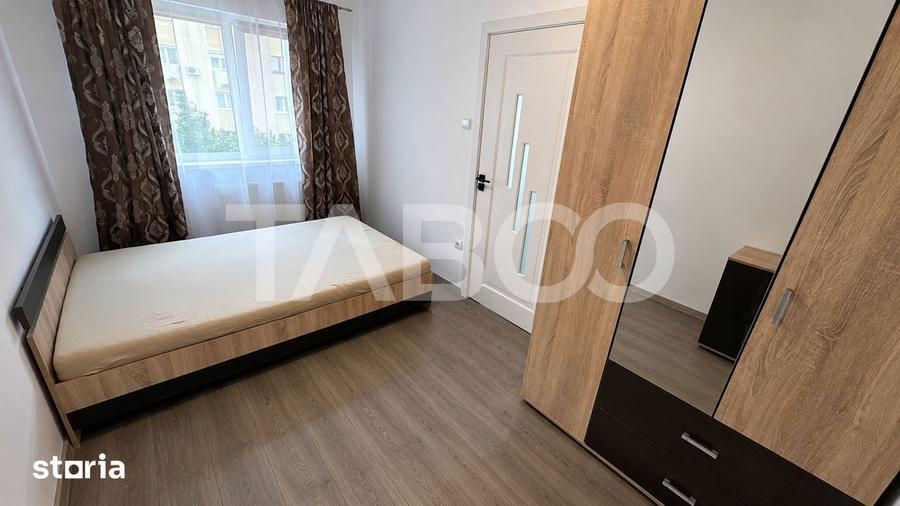Apartament cu 3 camere semidecomandat, mobilat în Mihai Viteazul