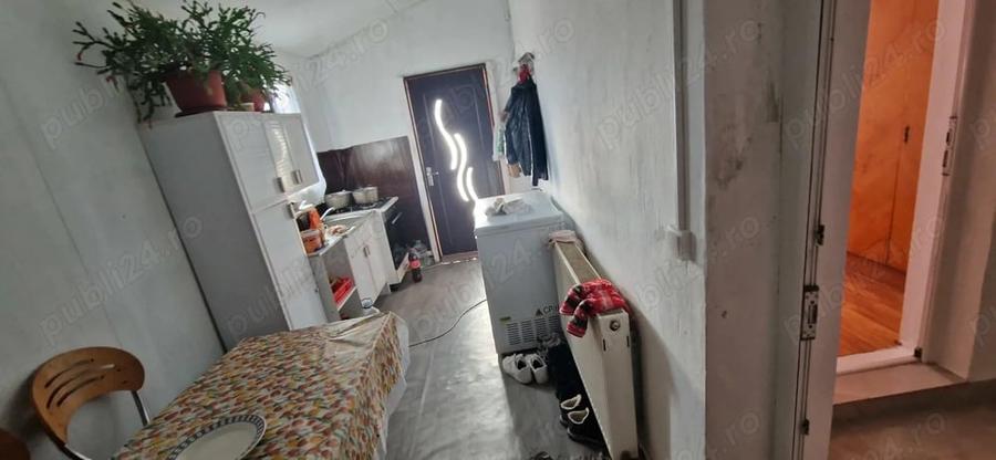 Casă cu 1 camere cu Teren 1000 Mp în Mijlocu