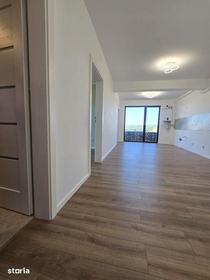 Apartament cu 3 camere decomandat în Baciu