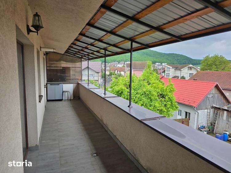 Apartament cu 2 camere decomandat în Florești