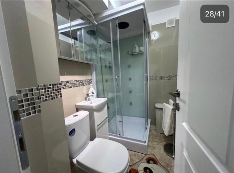 Garsonieră decomandată, mobilată în Central